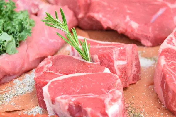 В Волгоградской области розничная цена свинины за неделю выросла на 4,13%